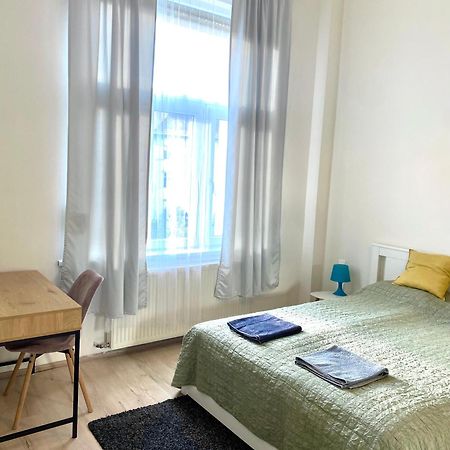 B32 Gellert Apartment Budapest Ngoại thất bức ảnh