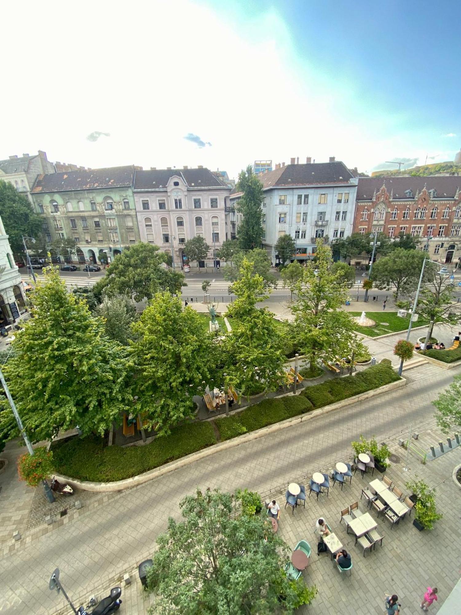 B32 Gellert Apartment Budapest Ngoại thất bức ảnh