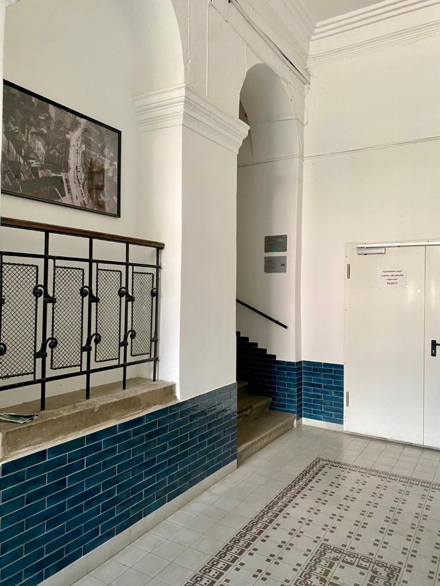 B32 Gellert Apartment Budapest Ngoại thất bức ảnh